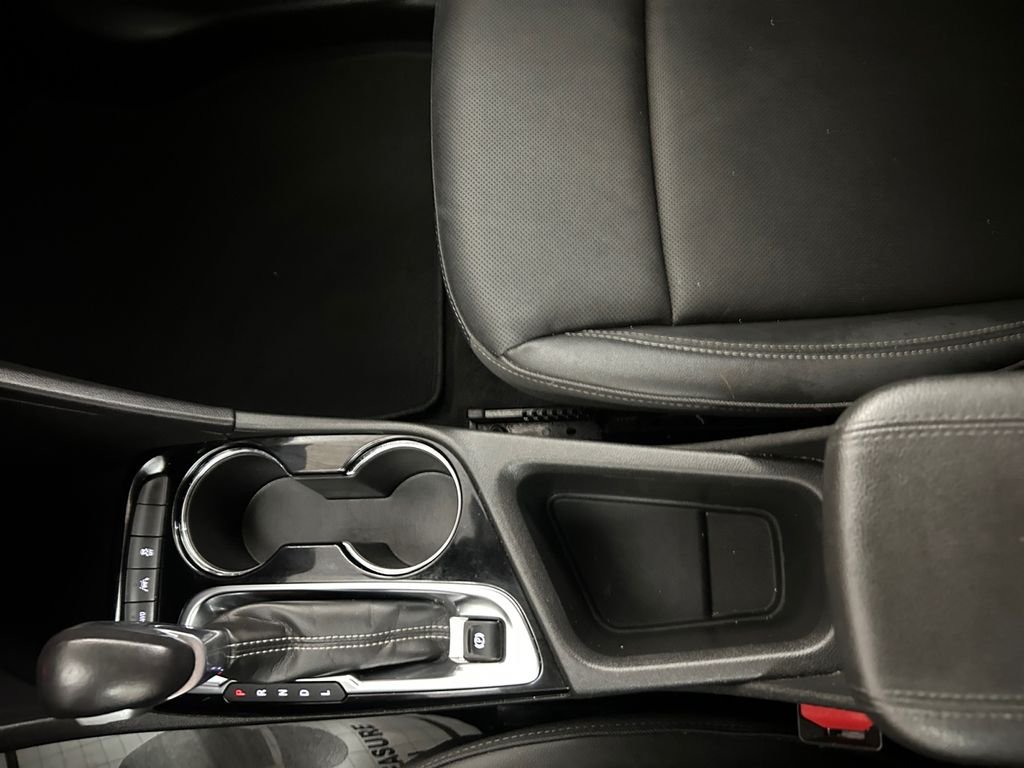 Used 2024 Red Buick Sport Touring image 23