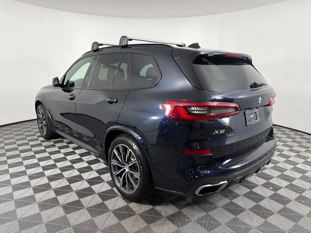 Used 2019 Black BMW xDrive50i image 7