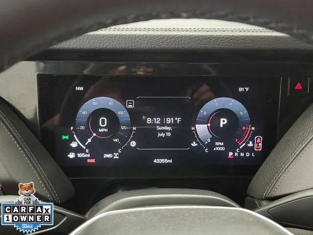 Used 2025 Silver GMC Denali image 20