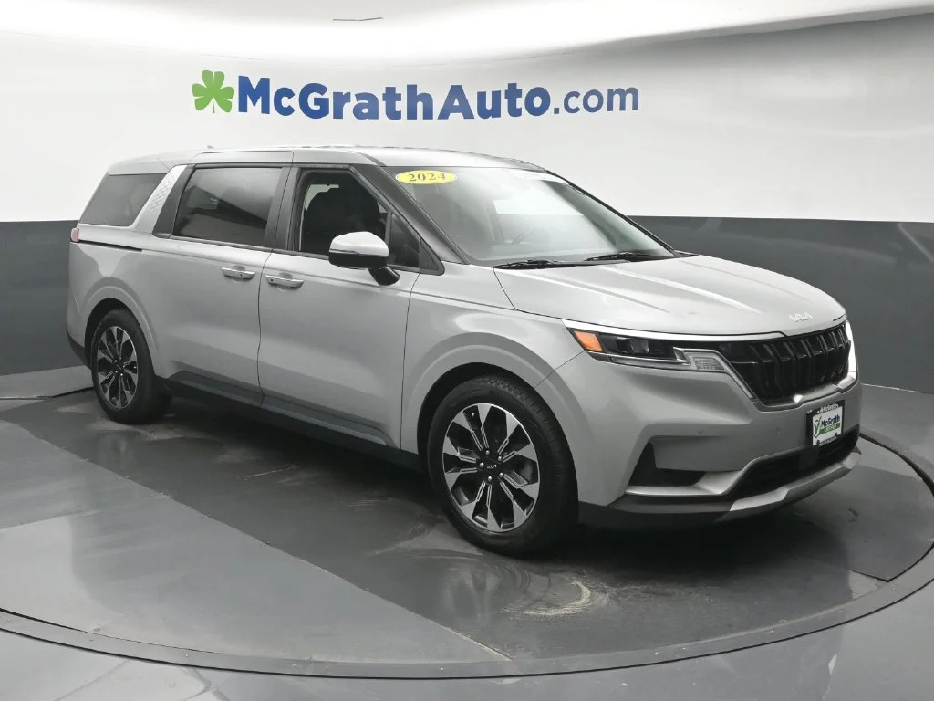 Used 2024 White Kia EX image 2