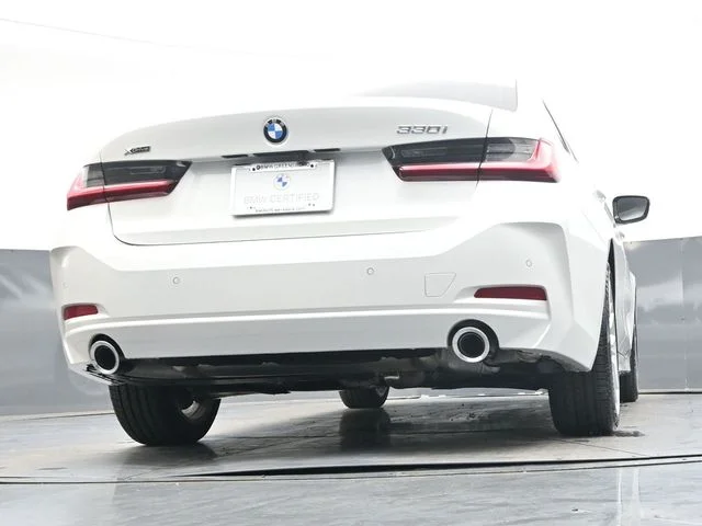 Used 2023 White BMW 330i xDrive image 37
