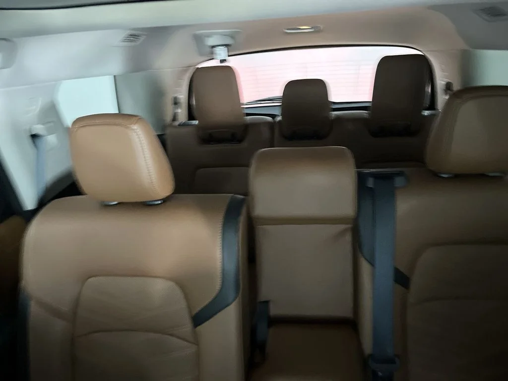 Used 2024 Gray Nissan Platinum image 28