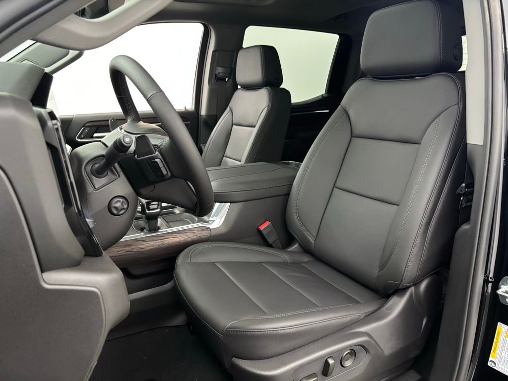 New 2026 Onyx Black GMC SLT image 19