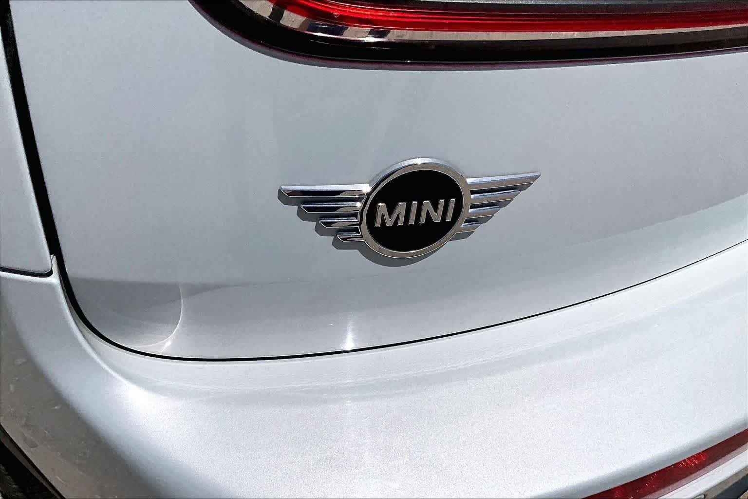 Used 2020 White Silver Metallic MINI John Cooper Works image 28