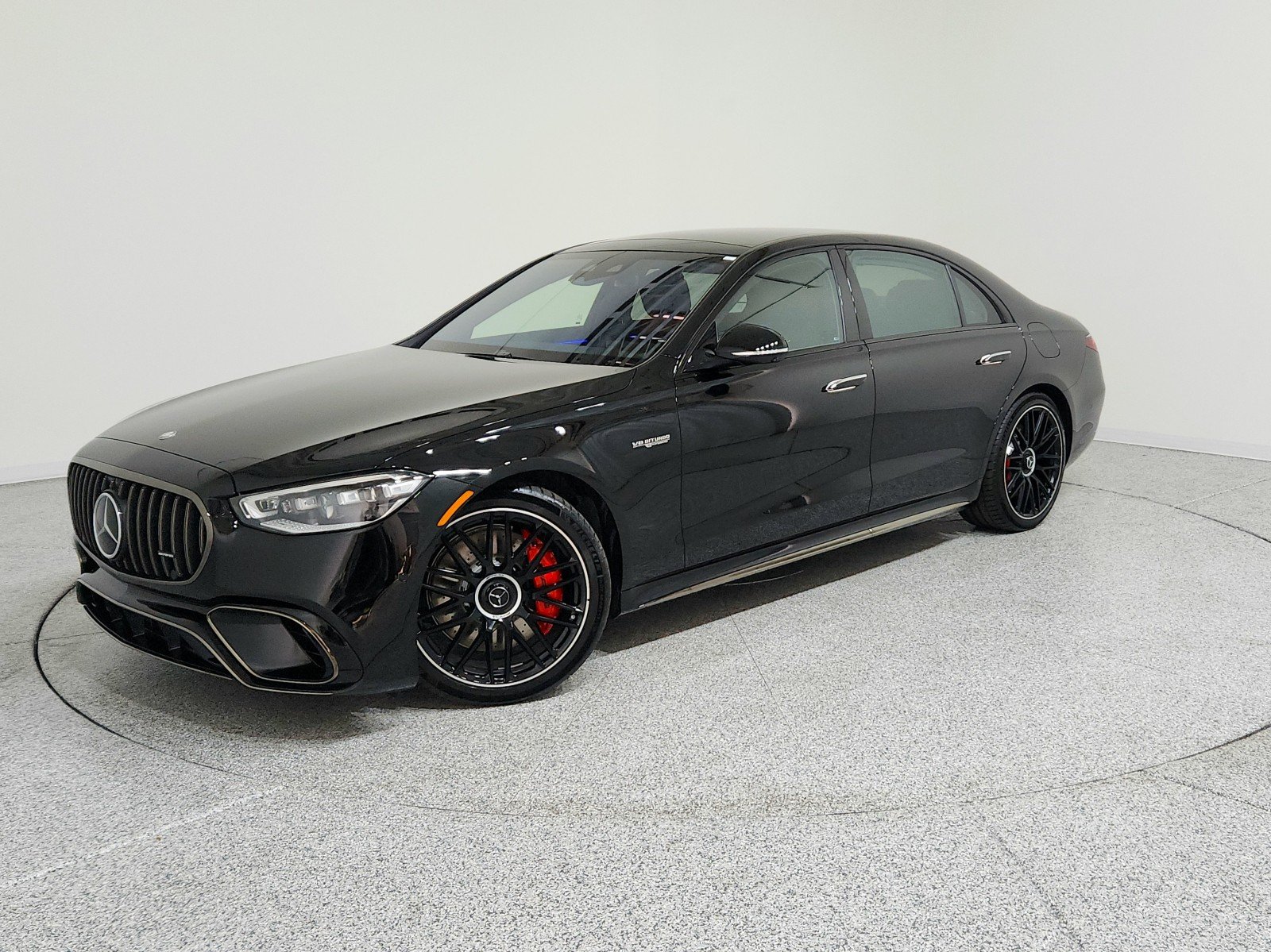 2026 Mercedes-Benz S-Class AMG S 63 E-Performance's photo