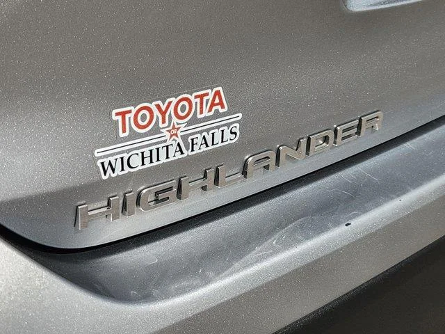 Used 2024 Silver Toyota LE Front-Wheel Drive image 12