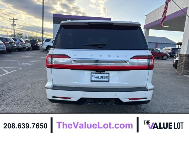 Used 2019 White Lincoln Reserve image 5