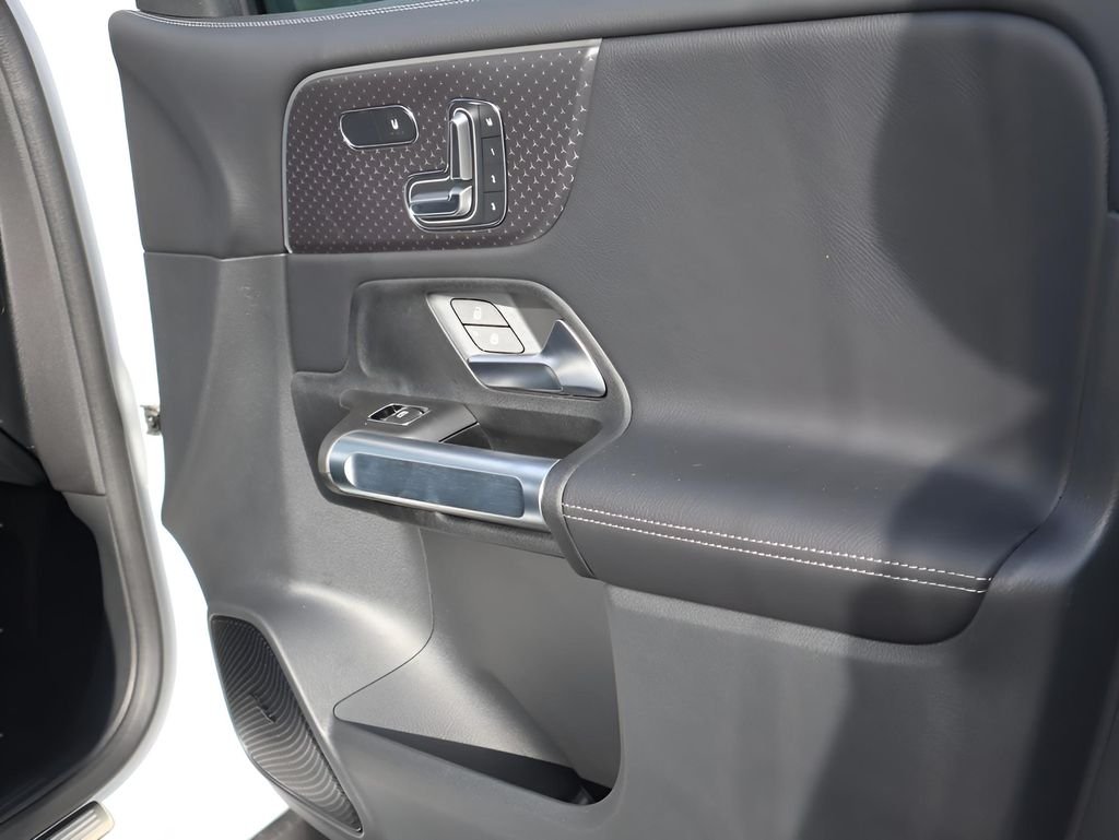 Certified Used 2026 Polar White Mercedes-Benz GLB 250 image 13