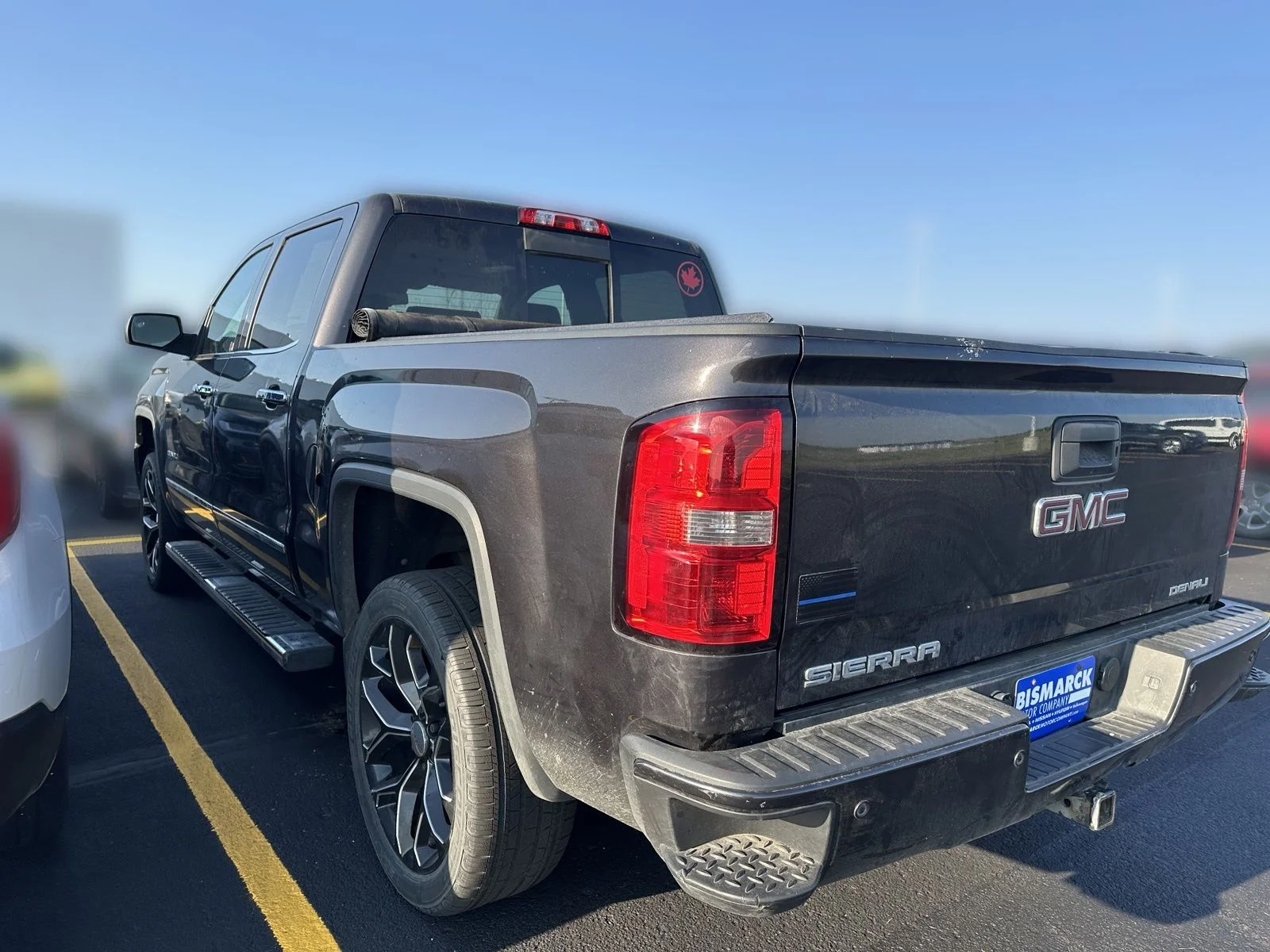Used 2015 Gray GMC Denali image 4