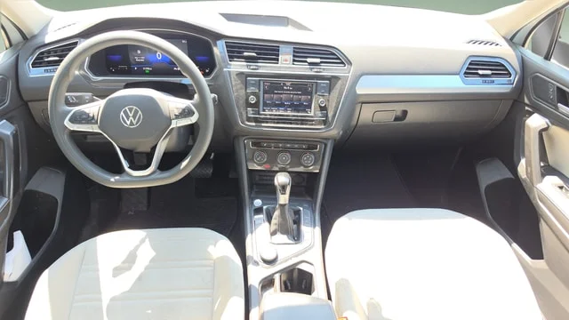Used 2022 Pure White Volkswagen 2.0T S image 12