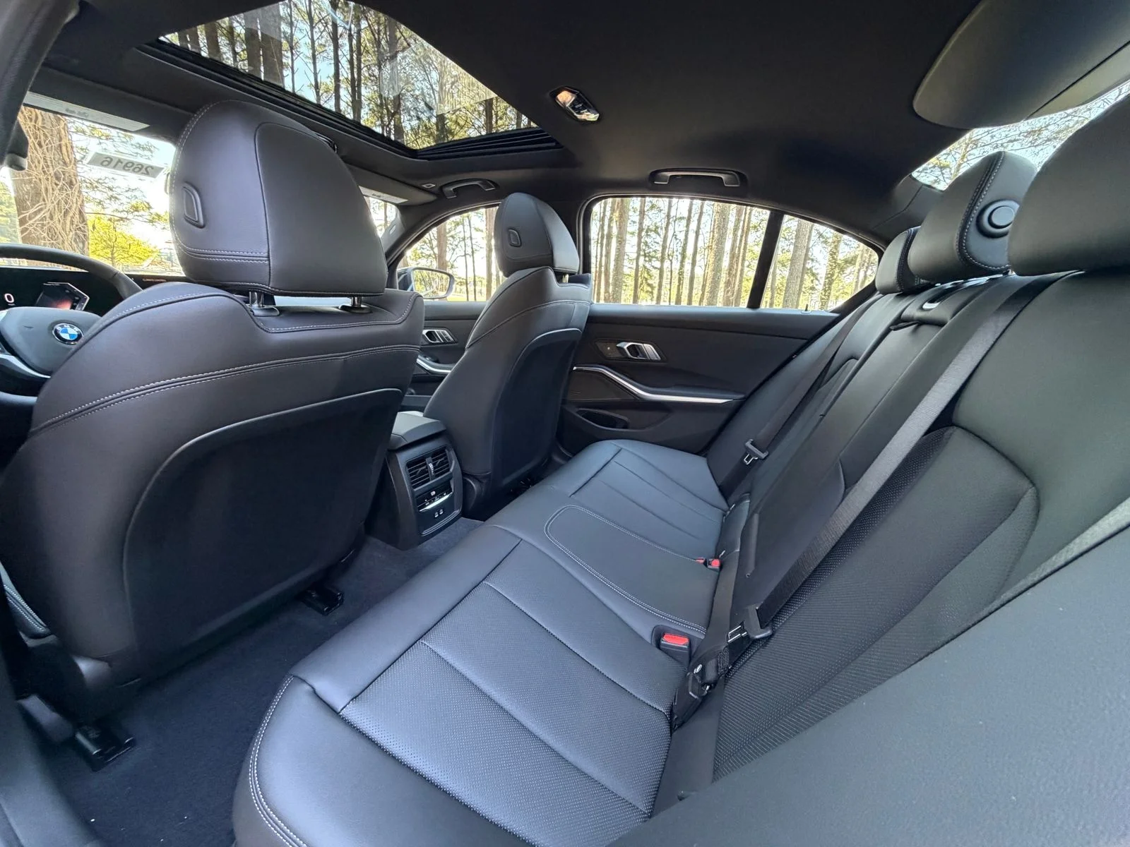2026 BMW 3 Series 330i - Photo 15