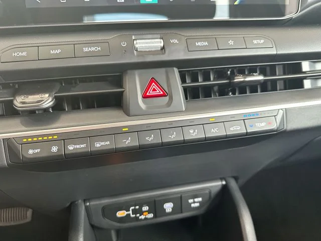 New 2026 Aurora Black Pearl Kia LX image 18