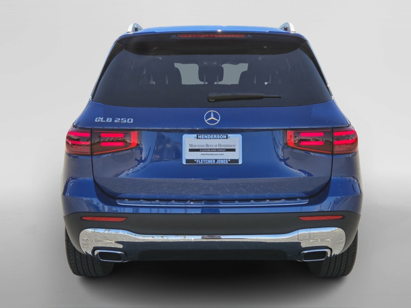 New 2026 Starling Blue Metallic Mercedes-Benz GLB 250 SUV image 4