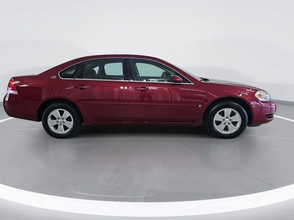 Used 2008 Chevrolet Impala LT with VIN 2G1WT58K389201342 for sale in Hudsonville, MI