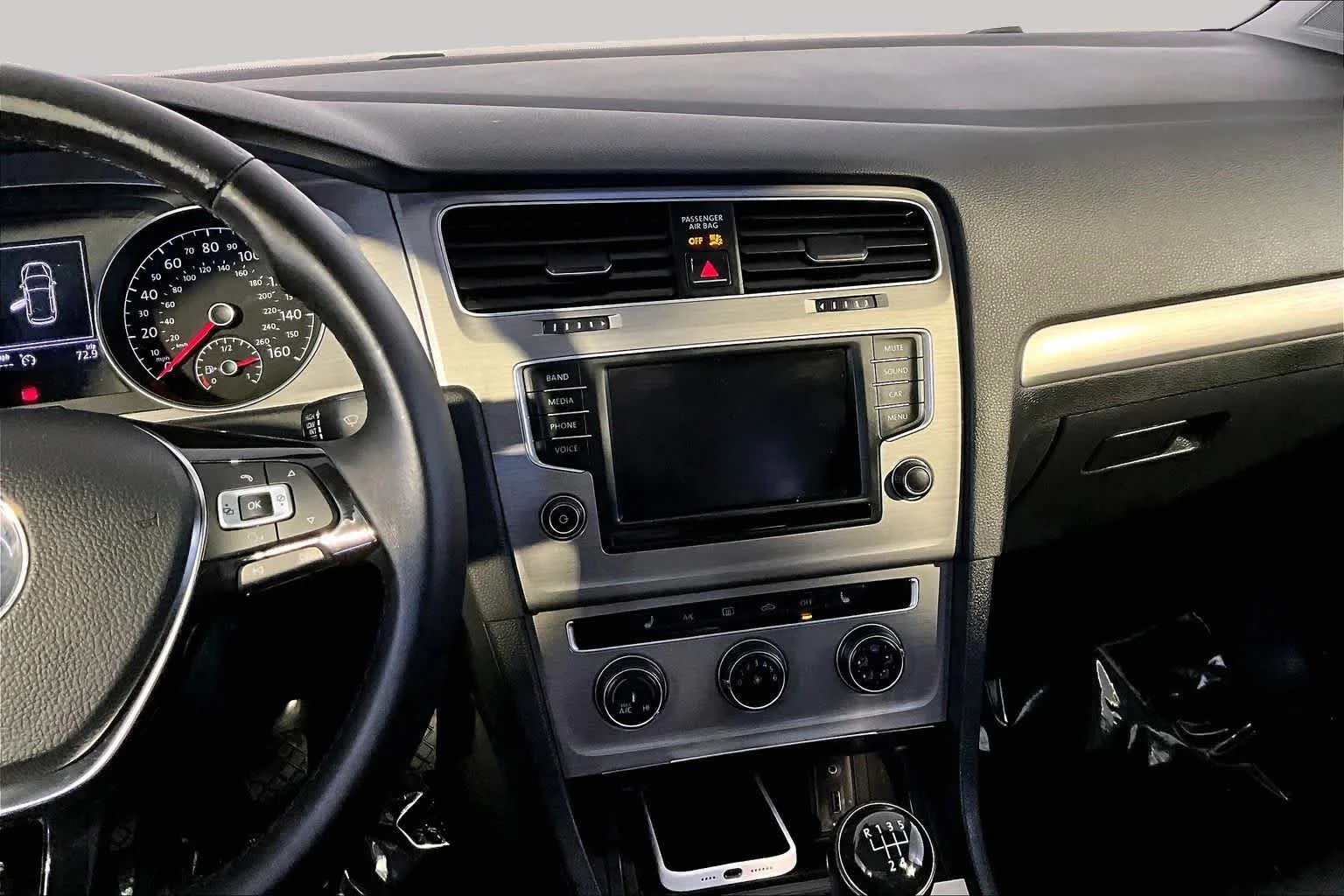 Pre-Owned 2017 Volkswagen Golf Wolfsburg Edition