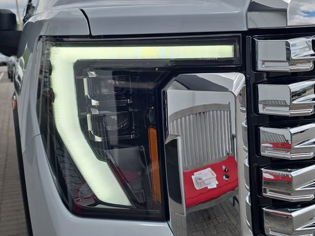 2026 GMC Sierra 3500HD Denali - Photo 11
