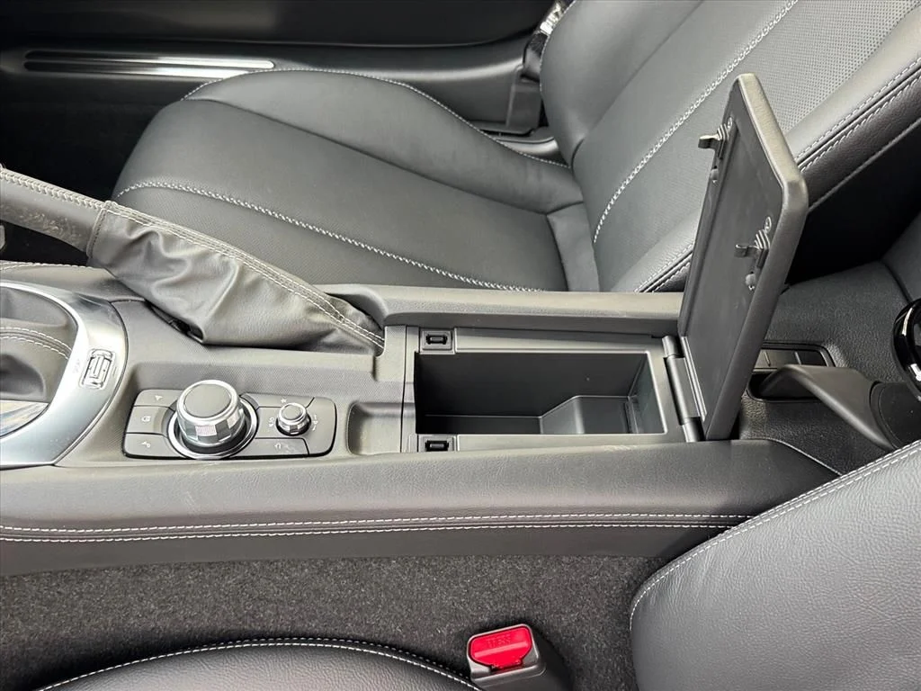 2025 Mazda MX-5 Miata Grand Touring - Photo 8