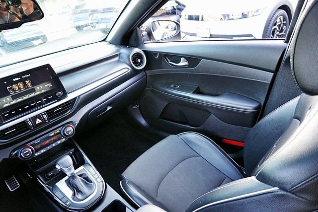 Used 2022 Gray Kia GT-Line Premium Package image 20