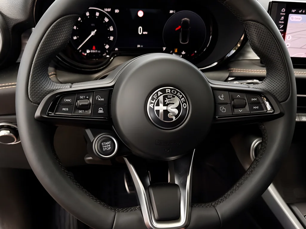 2026 Alfa Romeo Tonale Sprint - Photo 16