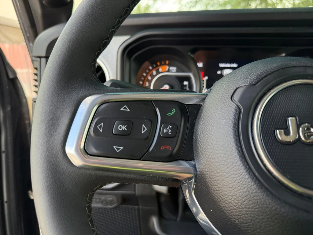 Used 2026 Gray Jeep Sahara image 24