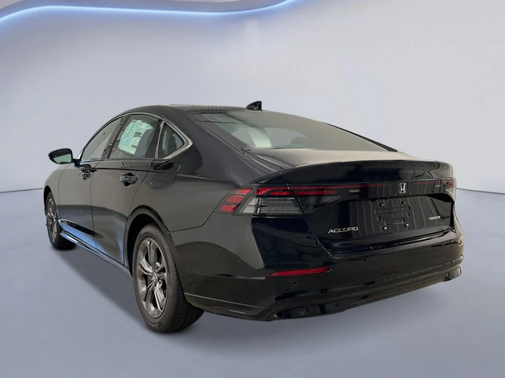 New 2026 Crystal Black Pearl Honda EX-L image 3