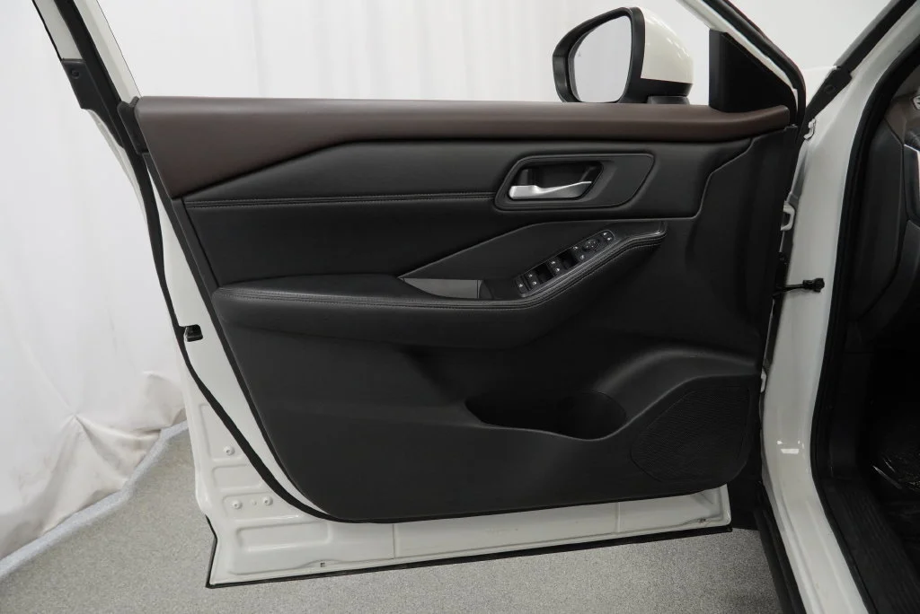 2023 Nissan Rogue SV - Photo 27