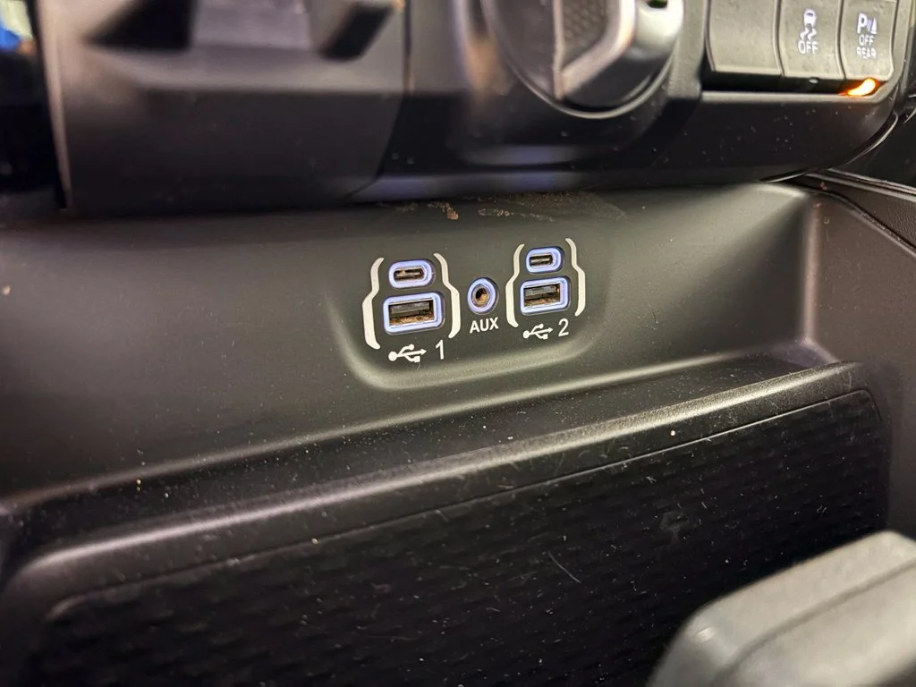 Used 2021 Blue Ram Laramie image 29
