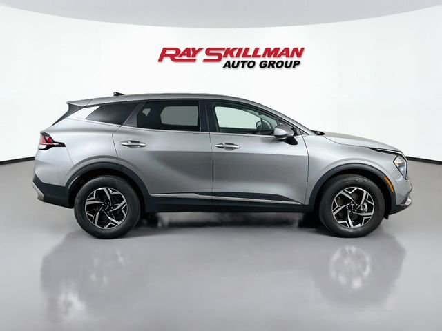 2023 Kia Sportage LX - Photo 8