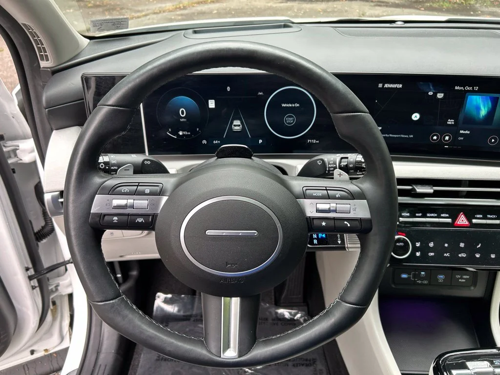 Used 2025 White Hyundai Limited image 22