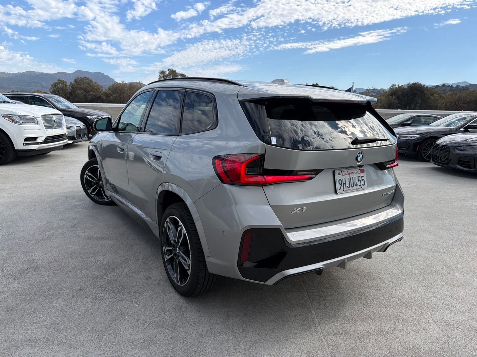 Certified Used 2023 Space Silver Metallic BMW xDrive28i image 2