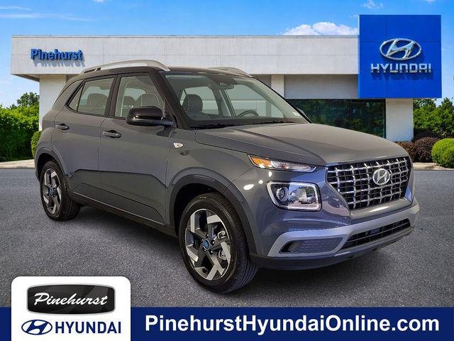 2026 Hyundai VENUE SEL w/Two-Tone Roof