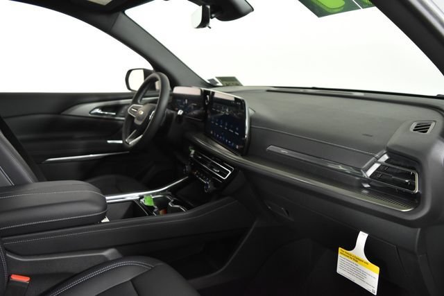 2027 Chevrolet Traverse LT - Photo 15