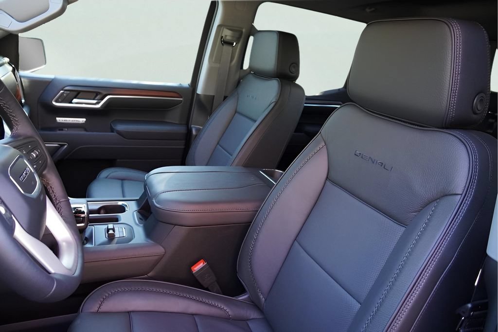 2026 GMC Sierra 1500 Denali - Photo 9