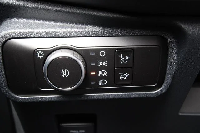 New 2026 Carbonized Gray Metallic Ford Badlands® image 21