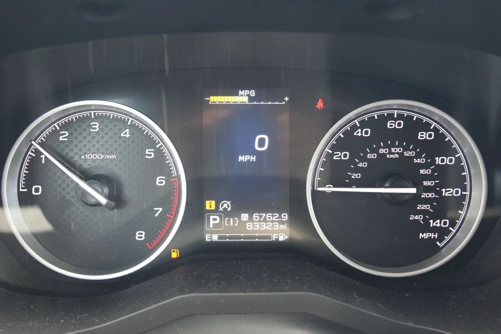 Used 2021  Subaru Premium image 40