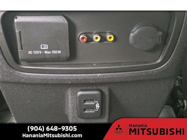 Used 2017 Red Chevrolet Premier image 15