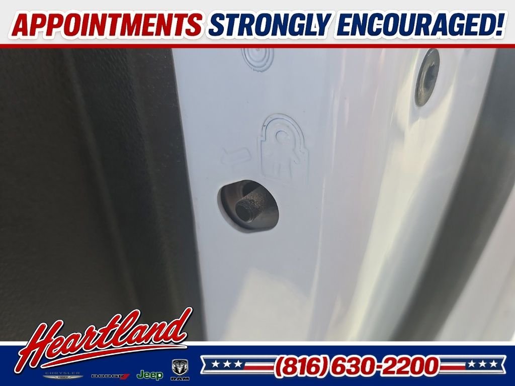 Used 2022 White Chevrolet LTZ image 86