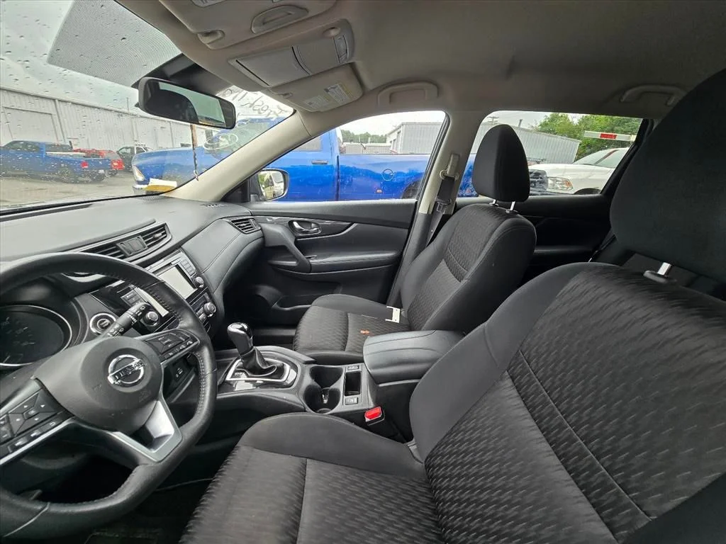 Used 2019 Black Nissan SV image 4