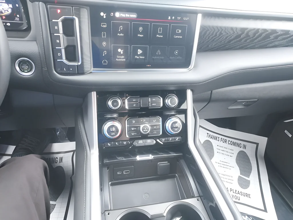 Used 2023 Silver GMC Denali image 16