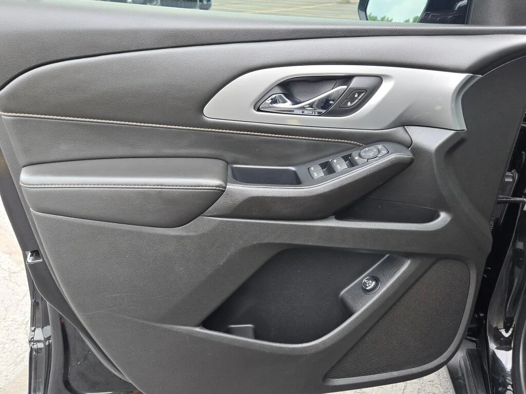 Used 2020 Black Chevrolet LT image 21
