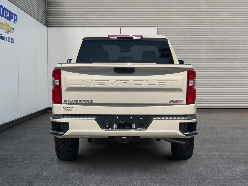 New 2026 White Sands Chevrolet RST image 4