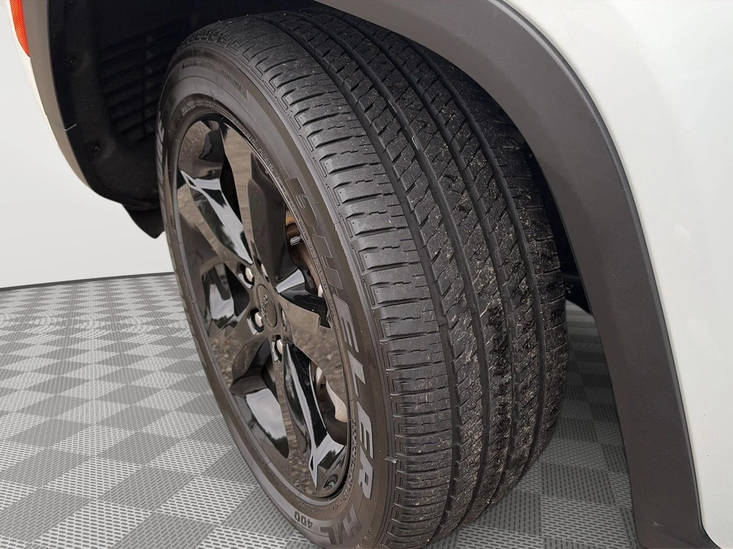 Used 2024 Bright White Clearcoat Jeep Altitude X image 11