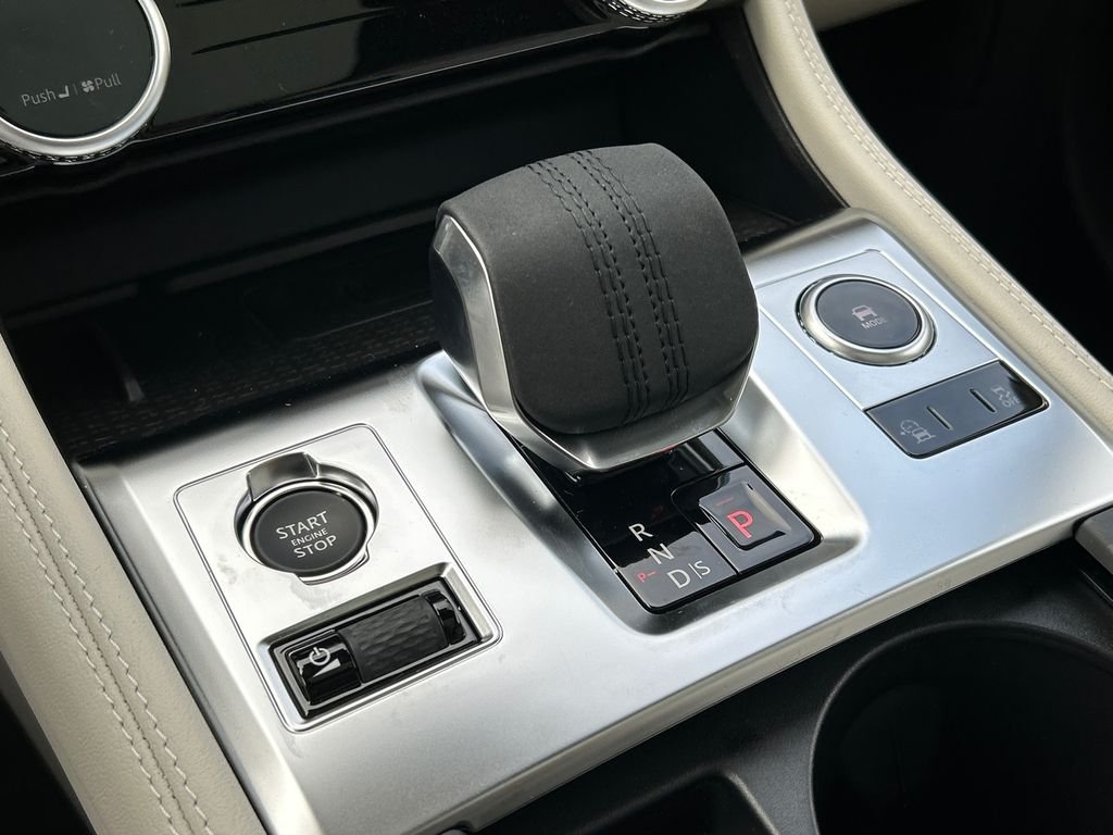 2026 Jaguar F-Pace R-Dynamic S - Photo 18