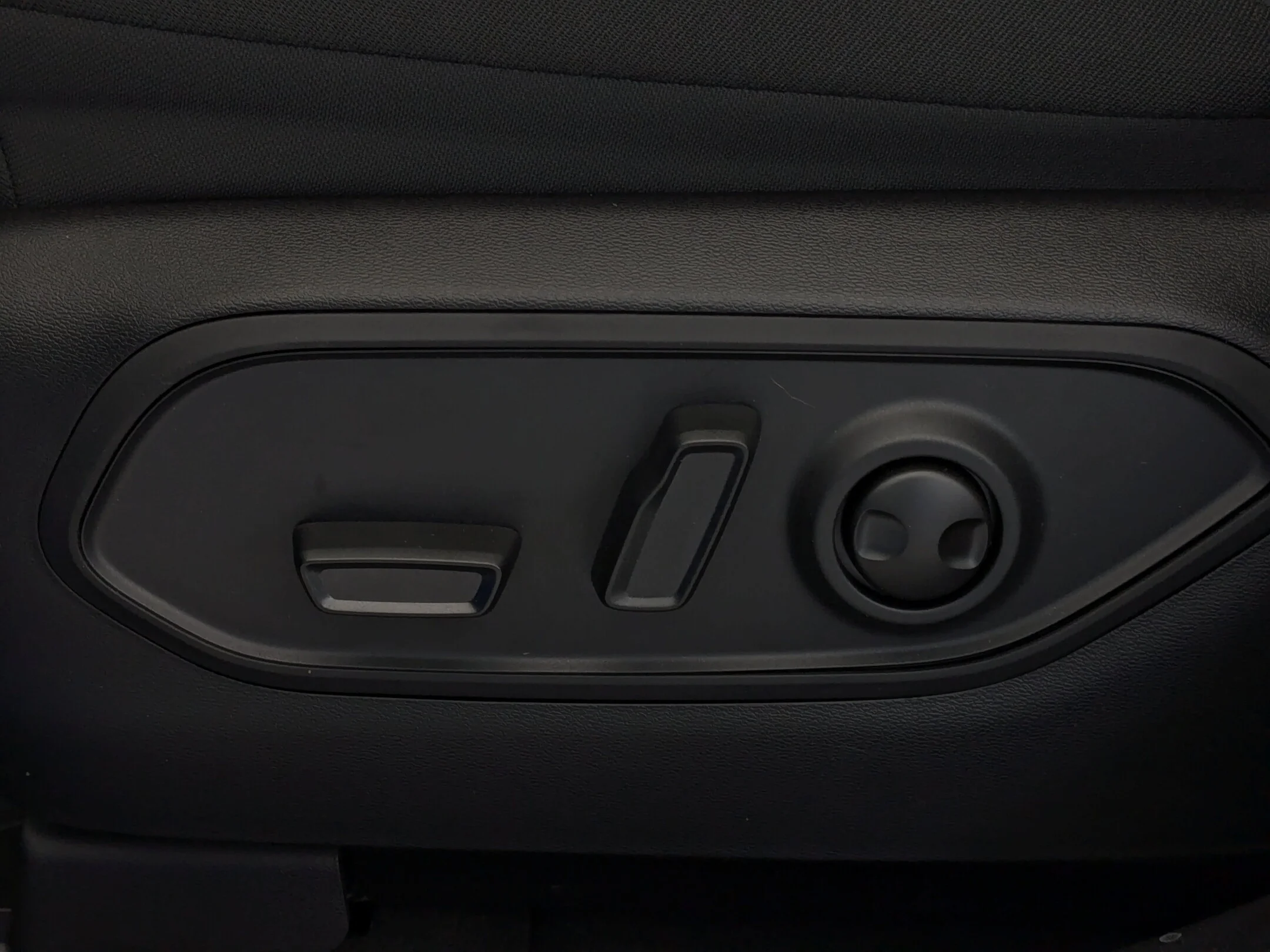 New 2026 Blue Jeep Laredo - - Hybrid - Mopar Interior Protection Pkg - Adaptive Cruise - 12.3 Display & More! image 17