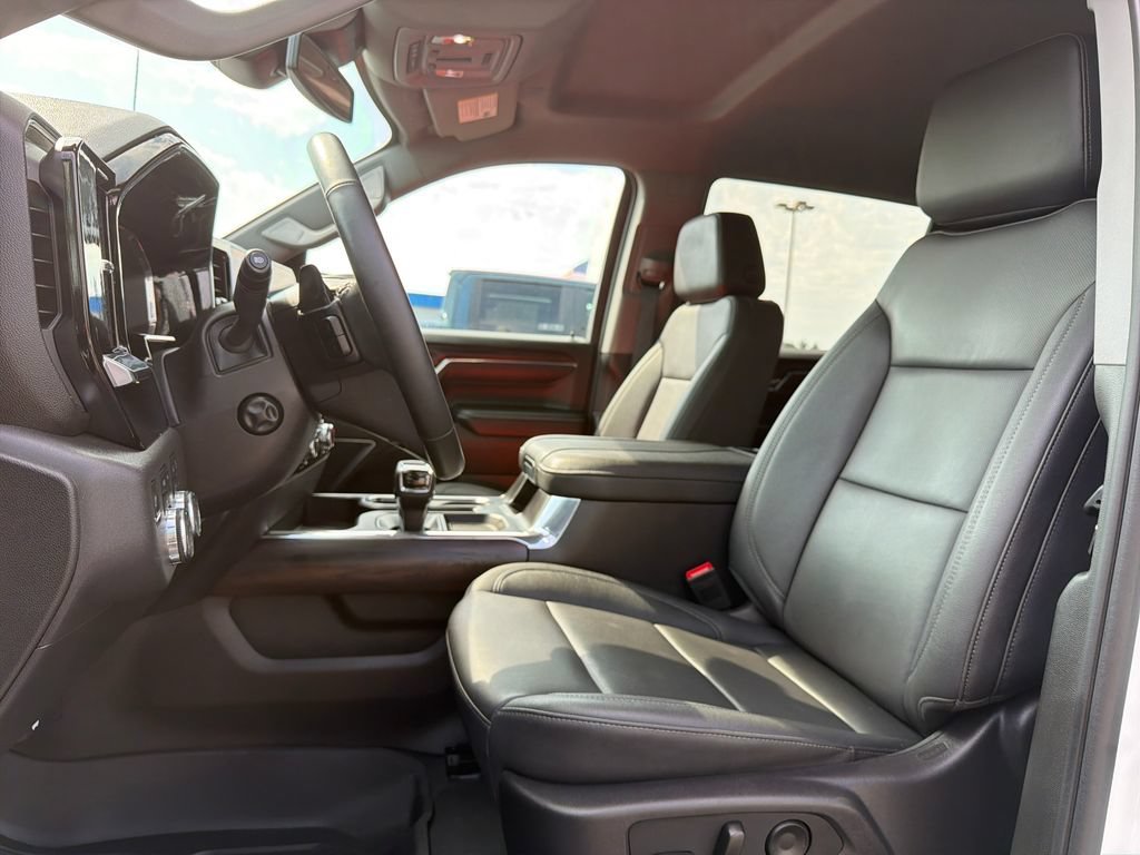 Certified Used 2024 Summit White GMC SLT image 11
