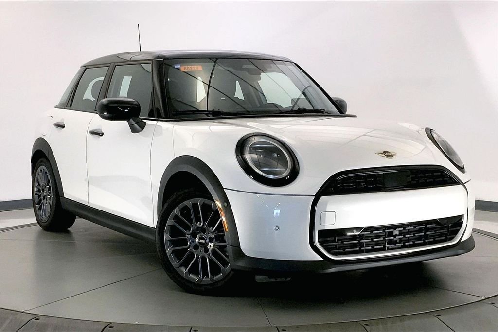 Used 2026 Nanuq White Metallic MINI  image 1