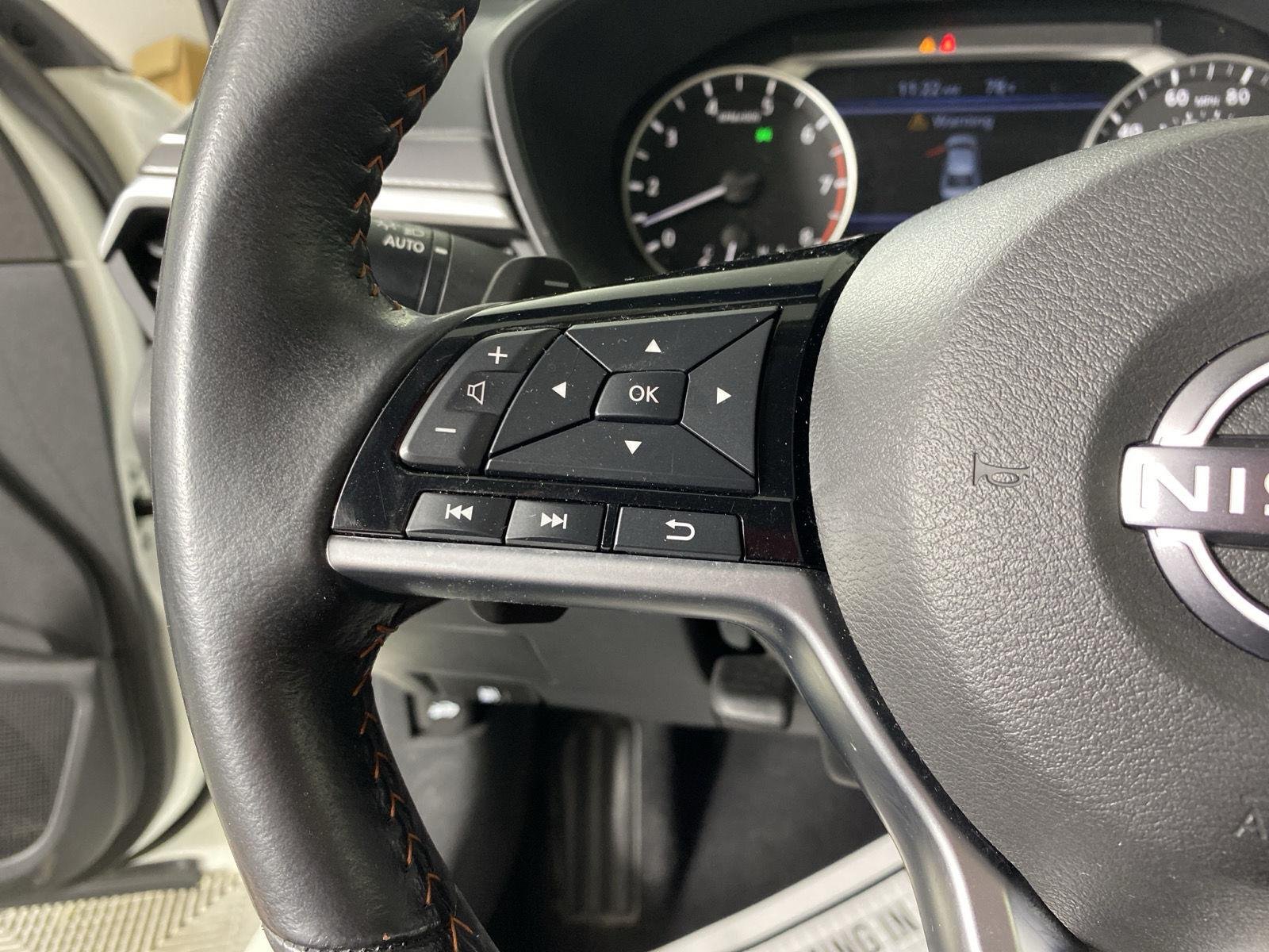 Used 2023 Pearl White Tricoat Nissan 2.5 SR image 15
