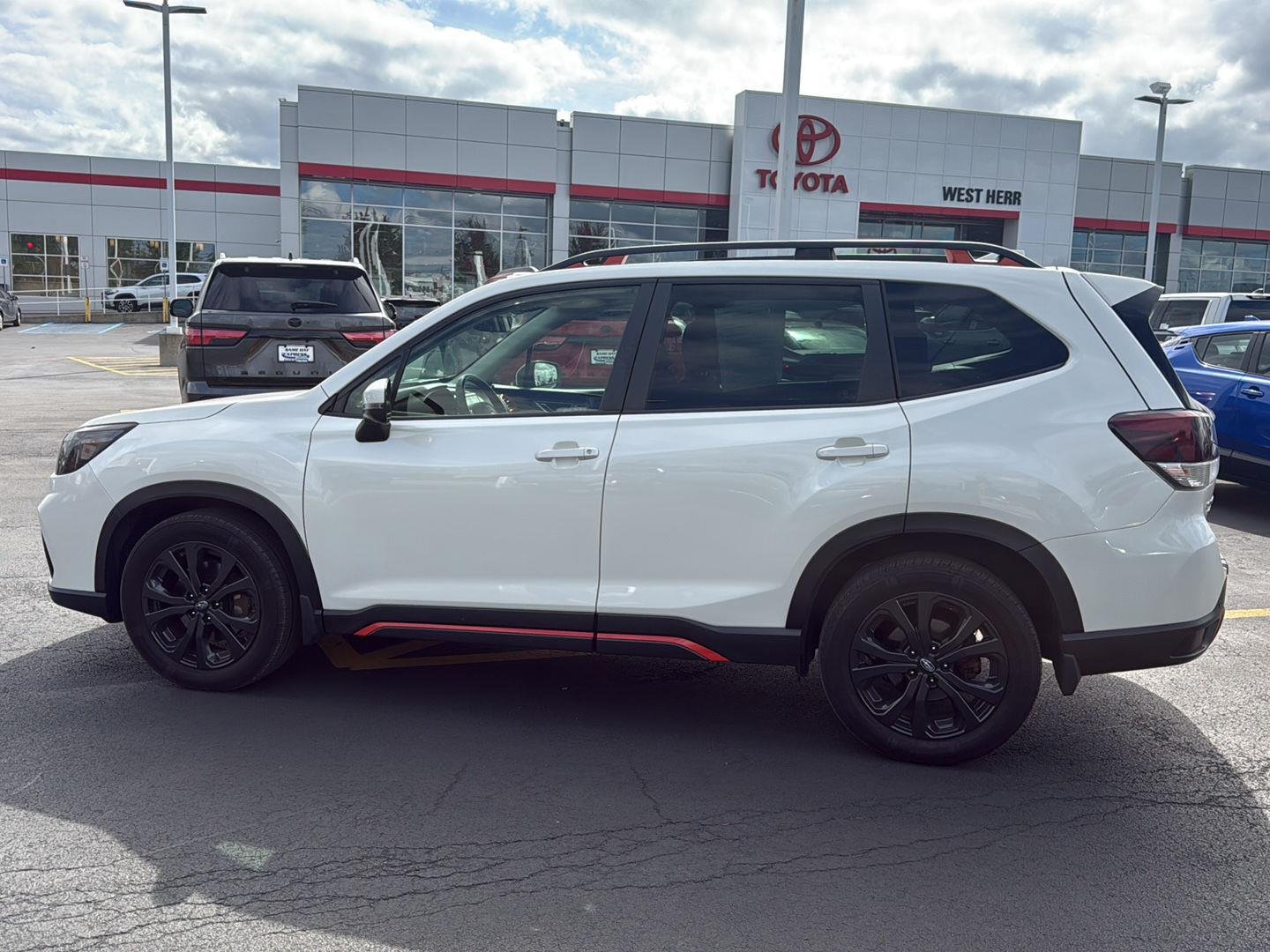 Used 2020 Crystal White Pearl Subaru Sport image 5