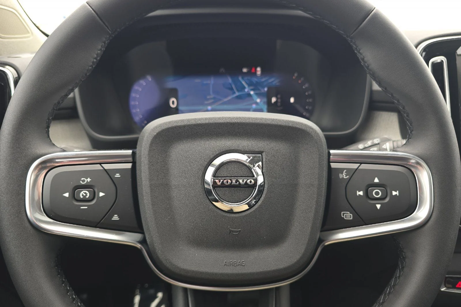 New 2026 Crystal White Volvo Plus image 23