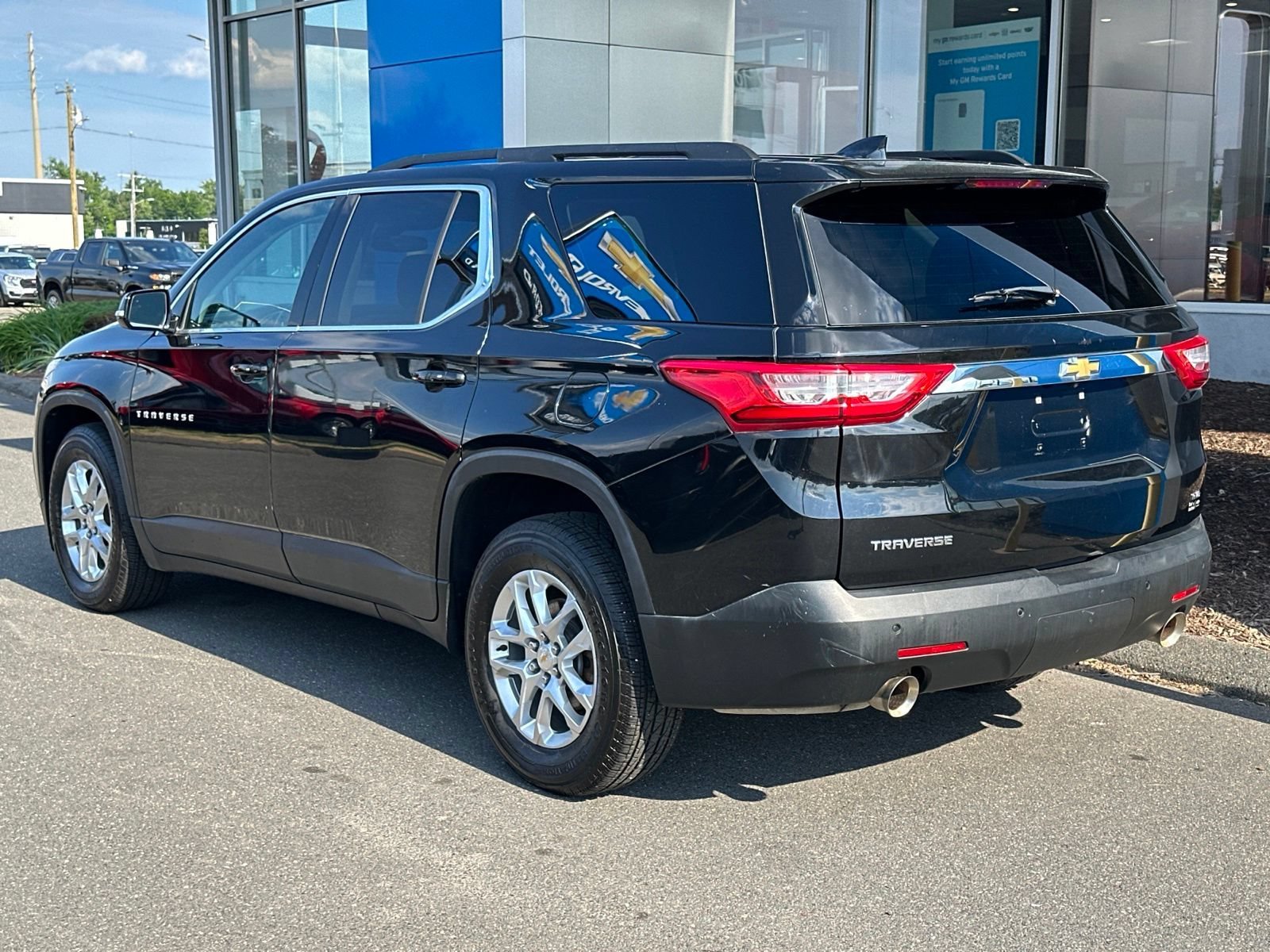 Used 2019 MOSAIC BLACK METALLIC Chevrolet LT Cloth image 7